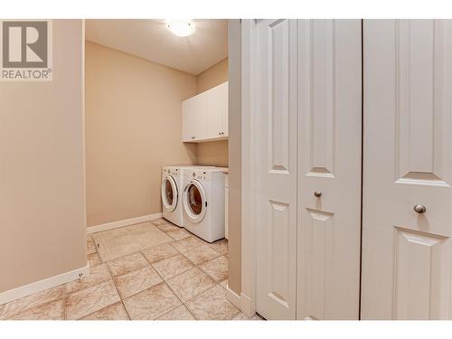 6450 Okanagan Landing Road Unit# 15 Lot# Lot 15, Vernon, BC - Indoor Photo Showing Laundry Room