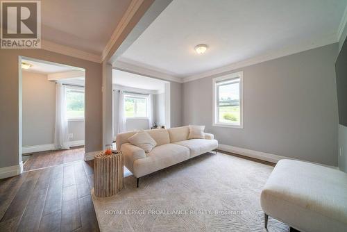 4893 Rd 506, North Frontenac, ON - Indoor Photo Showing Living Room