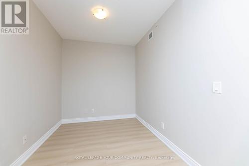 607 - 9090 Yonge Street, Richmond Hill, ON - Indoor Photo Showing Other Room