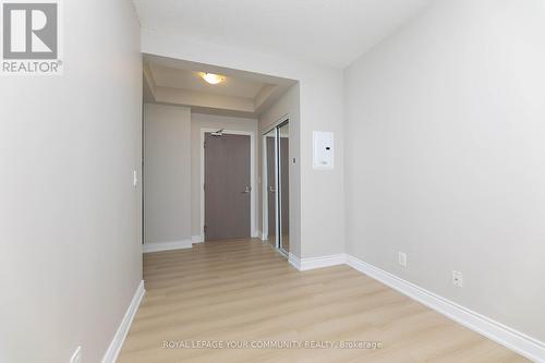 607 - 9090 Yonge Street, Richmond Hill, ON - Indoor Photo Showing Other Room