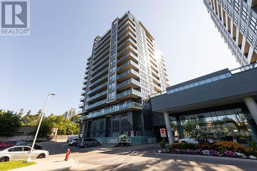 607 - 9090 Yonge Street, Richmond Hill, ON - Outdoor With Balcony With Facade