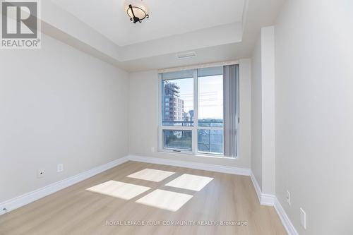 607 - 9090 Yonge Street, Richmond Hill, ON - Indoor Photo Showing Other Room