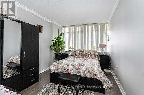 2102 - 3100 Kirwin Avenue, Mississauga (Cooksville), ON - Indoor Photo Showing Bedroom