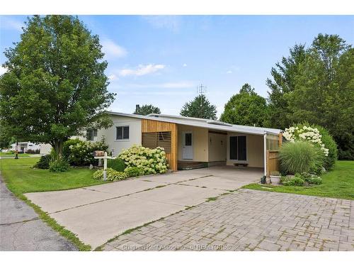 1-22220 Charing Cross Road, Chatham, ON 