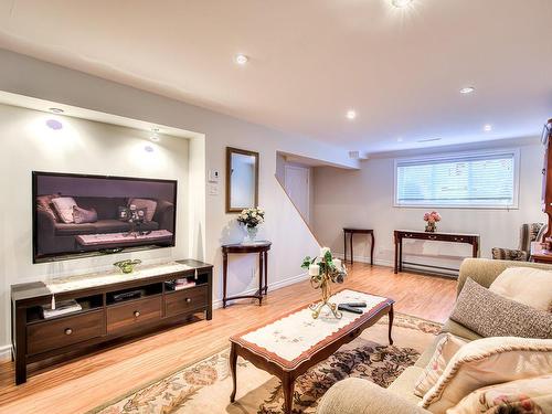 Basement - 813  - 815 Tsse Albert, Laval (Chomedey), QC - Indoor Photo Showing Living Room