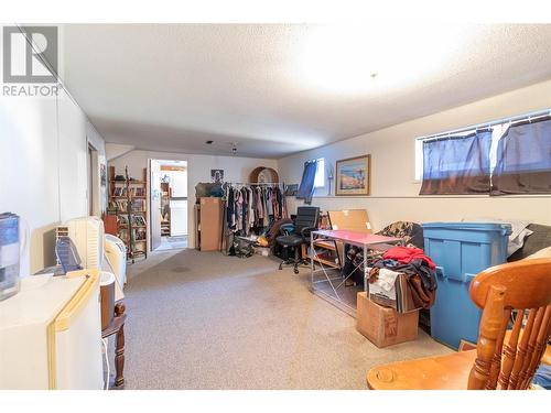 720 / 730 Jones Street, Kelowna, BC - Indoor Photo Showing Other Room