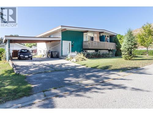 720 / 730 Jones Street, Kelowna, BC - Outdoor