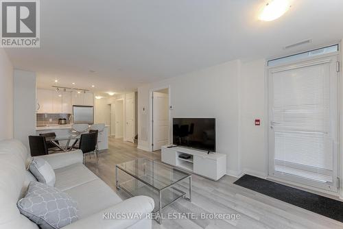 119 - 5033 Four Springs Avenue, Mississauga, ON - Indoor Photo Showing Living Room