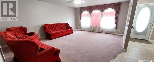 721 3Rd Street Ne, Wadena, SK - Indoor Photo Showing Other Room