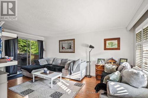 539 Brentwood Avenue, Oshawa (O'Neill), ON - Indoor Photo Showing Living Room