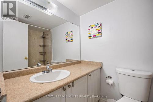 201 - 180 Markham Road, Toronto (Scarborough Village), ON - Indoor Photo Showing Bathroom