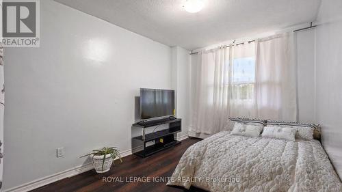 201 - 180 Markham Road, Toronto (Scarborough Village), ON - Indoor Photo Showing Bedroom