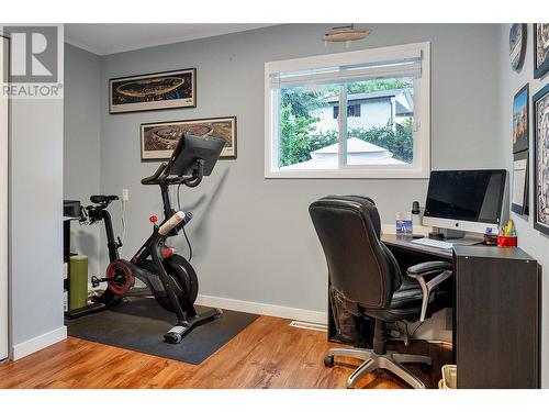 1720 Mountain Avenue, Kelowna, BC - Indoor Photo Showing Gym Room