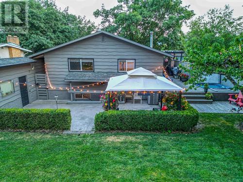 1720 Mountain Avenue, Kelowna, BC - Outdoor With Deck Patio Veranda