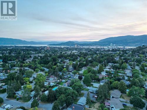 1720 Mountain Avenue, Kelowna, BC - Outdoor With View