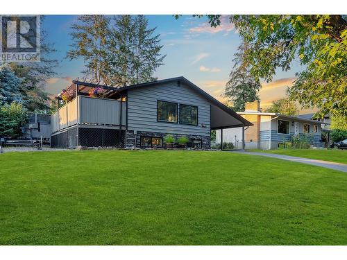 1720 Mountain Avenue, Kelowna, BC - Outdoor