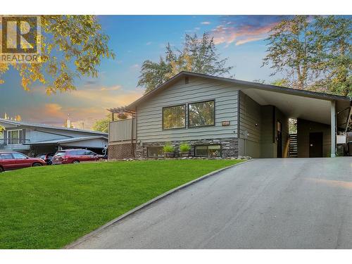 1720 Mountain Avenue, Kelowna, BC - Outdoor