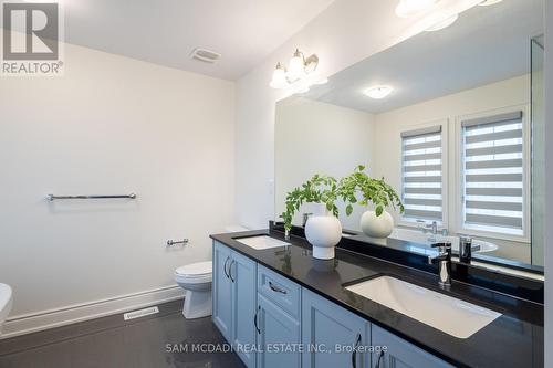 58 Workgreen Park Way, Brampton (Bram West), ON - Indoor Photo Showing Bathroom