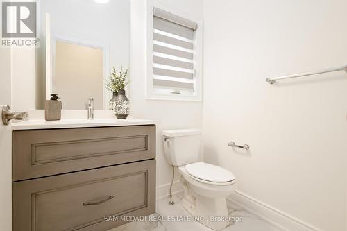 58 Workgreen Park Way, Brampton (Bram West), ON - Indoor Photo Showing Bathroom