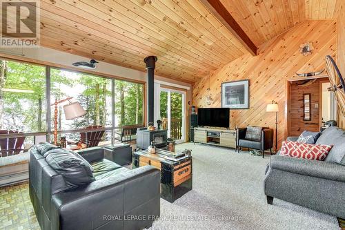 657 Skene Road, Marmora And Lake, ON - Indoor Photo Showing Living Room