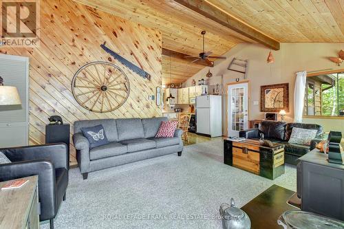 657 Skene Road, Marmora And Lake, ON - Indoor Photo Showing Living Room