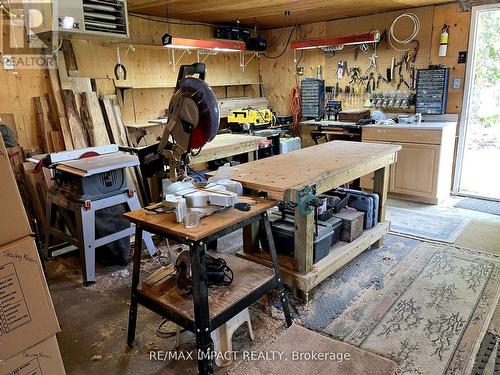 32 Totten Drive, Kawartha Lakes (Fenelon Falls), ON - Indoor Photo Showing Office