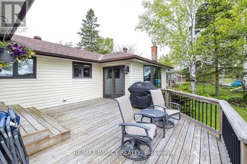 32 Totten Drive, Kawartha Lakes (Fenelon Falls), ON - Outdoor With Deck Patio Veranda With Exterior