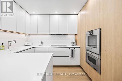 1402 - 168 King Street N, Toronto, ON - Indoor Photo Showing Kitchen