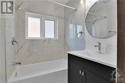 Renovated Main Bath 2024 - 62 Lees Avenue, Ottawa, ON - Indoor Photo Showing Bathroom