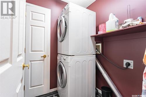 134 Braeshire Lane, Saskatoon, SK - Indoor Photo Showing Laundry Room