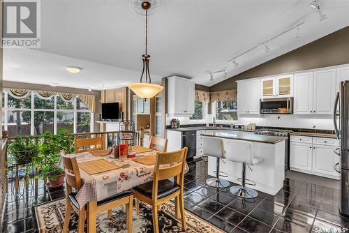 134 Braeshire Lane, Saskatoon, SK - Indoor Photo Showing Kitchen With Stainless Steel Kitchen With Upgraded Kitchen