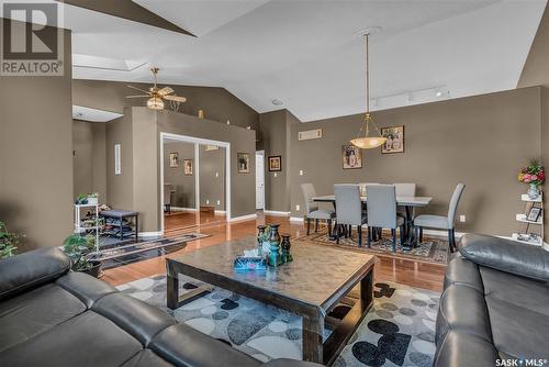 134 Braeshire Lane, Saskatoon, SK - Indoor Photo Showing Living Room