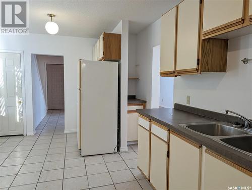 159 11Th Street E, Prince Albert, SK - Indoor Photo Showing Kitchen