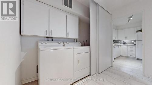 1904 - 1580 Mississauga Valley Boulevard, Mississauga (Mississauga Valleys), ON - Indoor Photo Showing Laundry Room