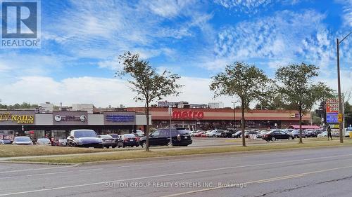 1904 - 1580 Mississauga Valley Boulevard, Mississauga (Mississauga Valleys), ON - Outdoor With View