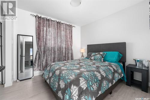 1053 Vaughan Street Sw, Moose Jaw, SK - Indoor Photo Showing Bedroom