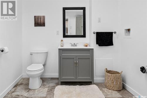 1053 Vaughan Street Sw, Moose Jaw, SK - Indoor Photo Showing Bathroom