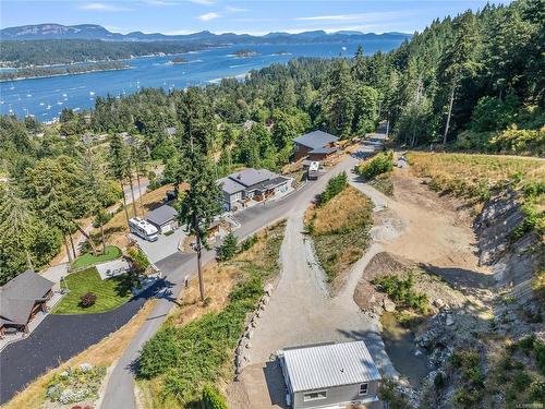 113 Clifford Heights Rd, Salt Spring, BC 