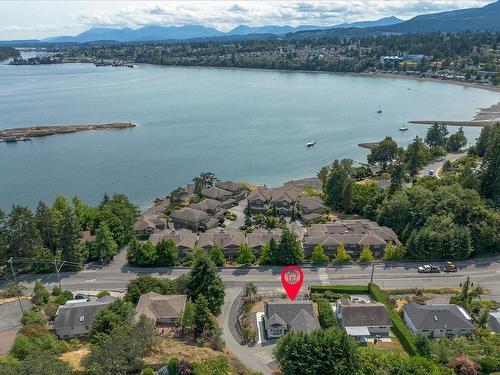 3037 Hammond Bay Rd, Nanaimo, BC 