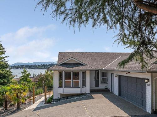 3037 Hammond Bay Rd, Nanaimo, BC 