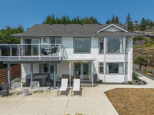 3037 Hammond Bay Rd, Nanaimo, BC 