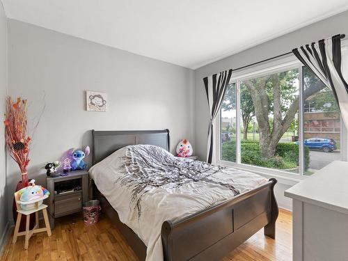 Chambre Ã Â coucher - 475  - 477 Rue Deguire, Montréal (Saint-Laurent), QC - Indoor Photo Showing Bedroom