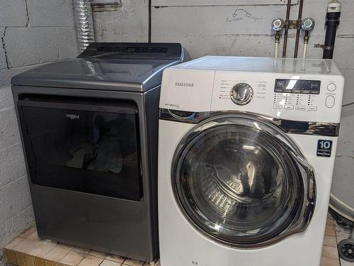 Laundry room - 475  - 477 Rue Deguire, Montréal (Saint-Laurent), QC - Indoor Photo Showing Laundry Room