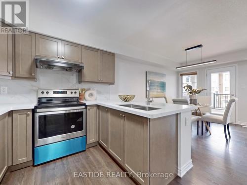 52 Gerigs Street, Toronto (Clairlea-Birchmount), ON - Indoor Photo Showing Kitchen With Double Sink