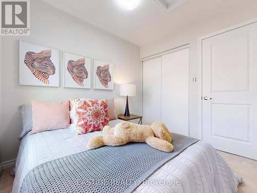 52 Gerigs Street, Toronto (Clairlea-Birchmount), ON - Indoor Photo Showing Bedroom