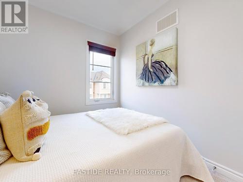 52 Gerigs Street, Toronto (Clairlea-Birchmount), ON - Indoor Photo Showing Bedroom