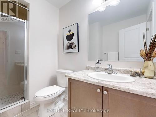 52 Gerigs Street, Toronto (Clairlea-Birchmount), ON - Indoor Photo Showing Bathroom