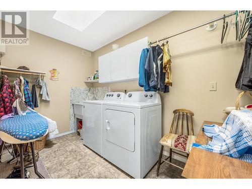 3388 Lockhart Drive, Armstrong, BC - Indoor Photo Showing Laundry Room