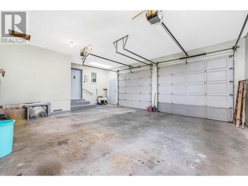 3388 Lockhart Drive, Armstrong, BC - Indoor Photo Showing Garage