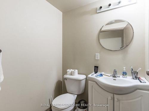 506-251 Lester St, Waterloo, ON - Indoor Photo Showing Bathroom